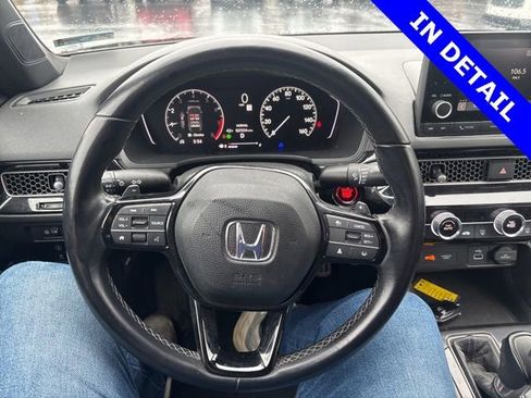 Used 2023 Honda Civic Sport image 6