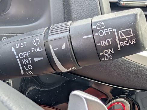 Used 2018 Honda Pilot Touring image 27