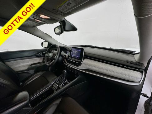 Used 2022 Jeep Compass Latitude AWD/4WD image 26
