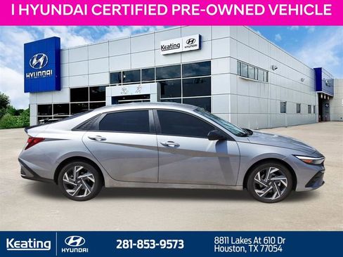 Certified 2025 Hyundai Elantra Sport FWD image 4