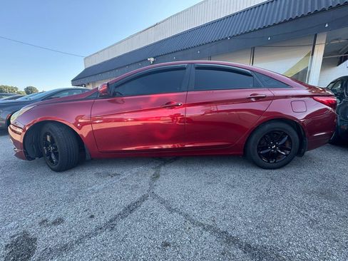 Used 2013 Hyundai Sonata GLS FWD image 3