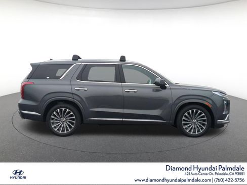 Certified 2024 Hyundai Palisade Calligraphy FWD image 8