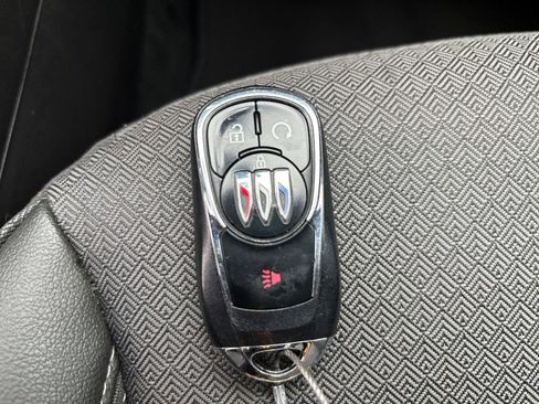Used 2025 Buick Encore GX Preferred FWD image 24