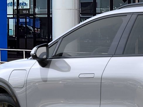 New 2025 Chevrolet Equinox EV RS image 12