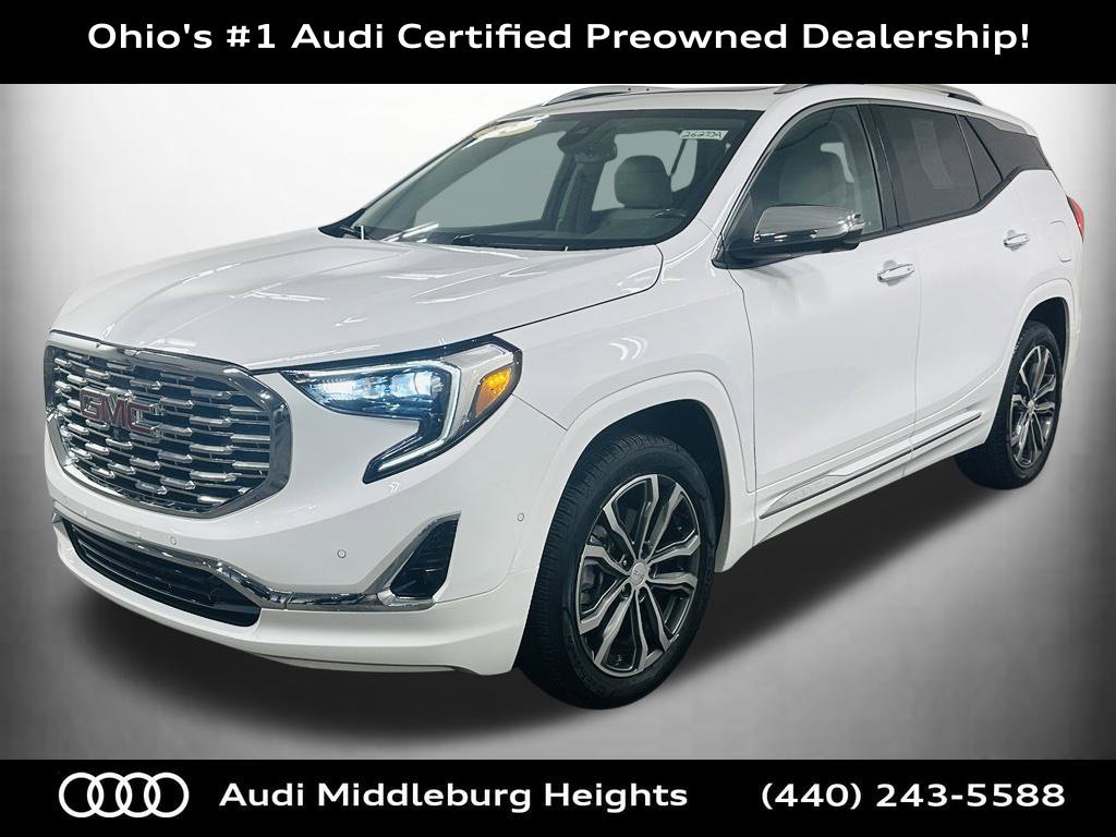 Used 2020 GMC Terrain Denali w/ Denali Premium Package AWD/4WD image 4