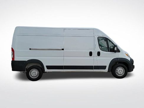 Used 2025 RAM ProMaster 2500 w/ Convenience Group FWD image 5