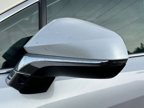 Used 2017 Lexus RX 450h AWD w/ Cold Weather Package image 21