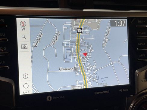 Certified 2024 Toyota 4Runner SR5 Premium image 24