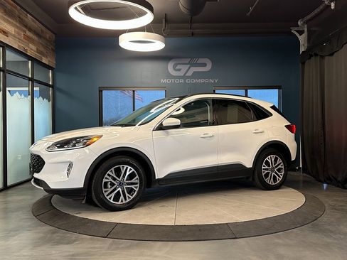 Used 2021 Ford Escape SEL w/ Technology Package image 7