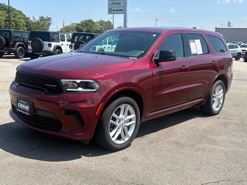 Used 2025 Dodge Durango GT AWD/4WD image 3