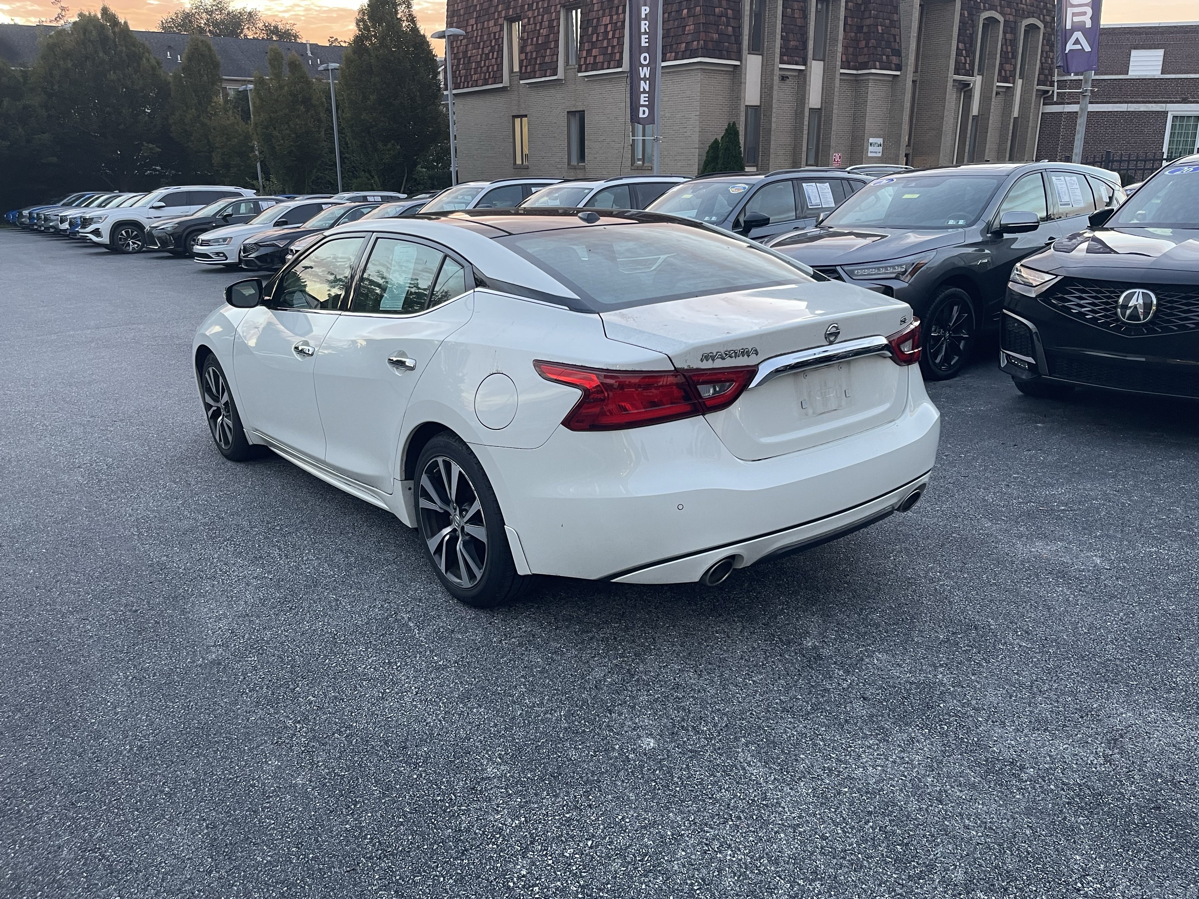 Used 2016 Nissan Maxima 3.5 SL FWD image 5