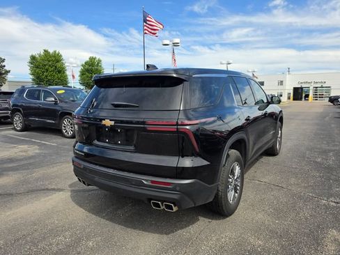 Used 2024 Chevrolet Traverse LS w/ LPO, Floor Liner Package FWD image 5