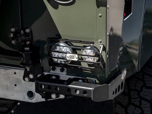 Used 1991 Land Rover Defender 110 image 23