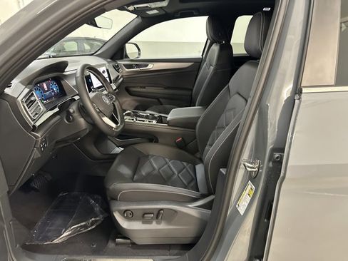 New 2026 Volkswagen Atlas Cross Sport SE AWD/4WD image 16