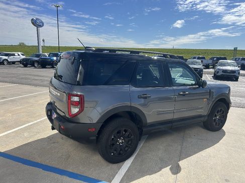 Used 2025 Ford Bronco Sport Badlands AWD/4WD image 5