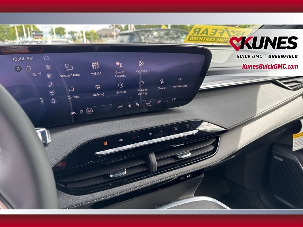 Used 2026 Buick Enclave Sport Touring w/ LPO, Floor Liner Package AWD/4WD image 29