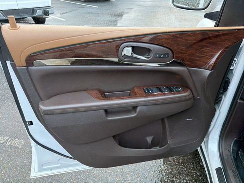Used 2016 Buick Enclave Premium w/ Enclave Tuscan Edition image 20
