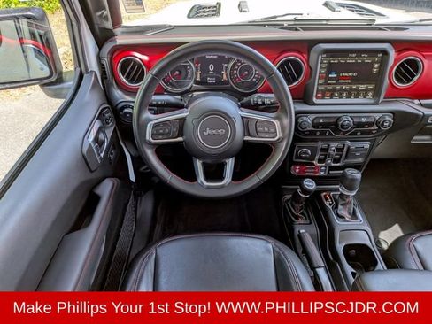 Used 2022 Jeep Wrangler Unlimited Rubicon AWD/4WD image 15