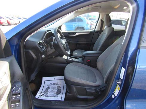 Used 2022 Ford Escape SE image 16