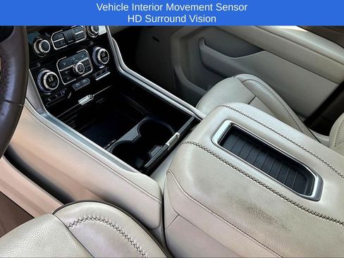 Used 2021 GMC Yukon Denali w/ Denali Premium Package AWD/4WD image 23