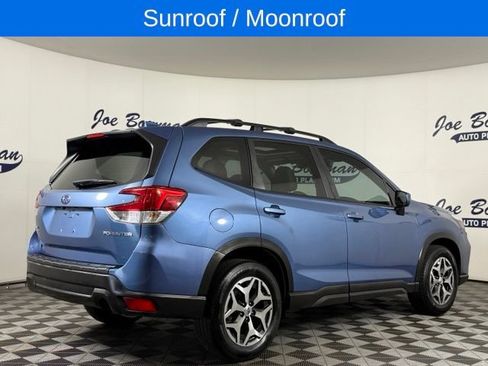Used 2019 Subaru Forester Premium w/ All-Weather Package AWD/4WD image 6