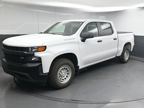 Used 2021 Chevrolet Silverado 1500 W/T w/ WT Value Package image 4