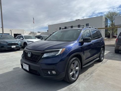 Used 2019 Honda Passport Touring image 2