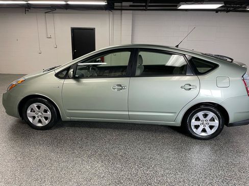 Used 2007 Toyota Prius FWD image 8