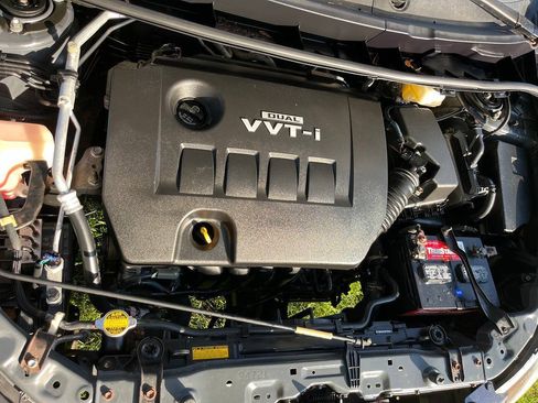 Used 2009 Toyota Matrix w/ PWR Pkg FWD image 3
