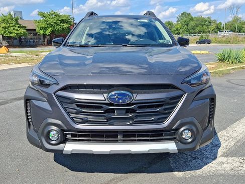 New 2025 Subaru Outback Limited image 2
