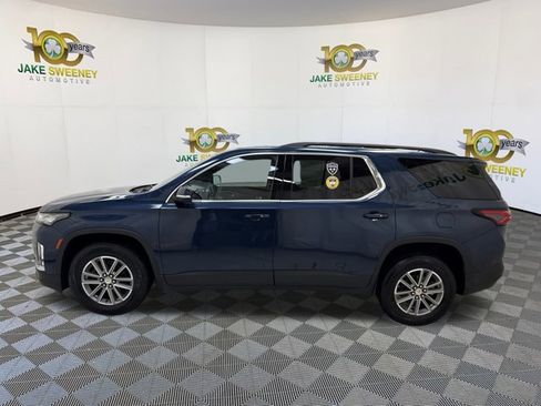Used 2023 Chevrolet Traverse LT image 6