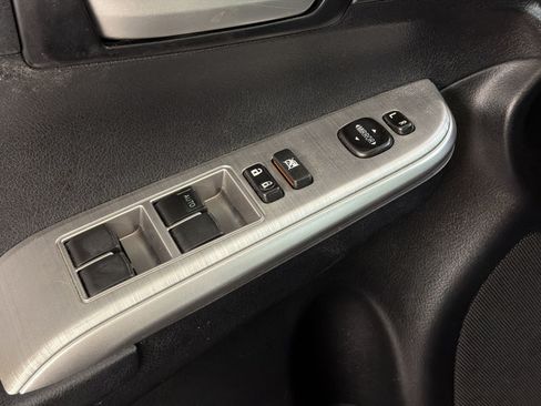 Used 2014 Toyota Camry SE FWD image 13