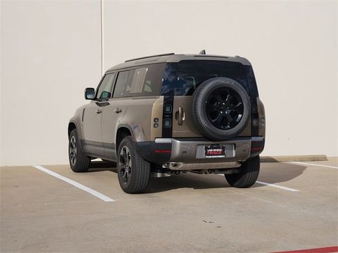 New 2026 Land Rover Defender 110 S image 3