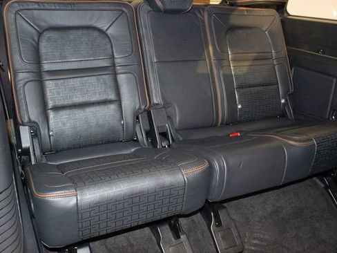 Used 2024 Lincoln Navigator Black Label image 13