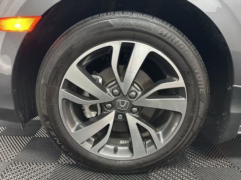 Used 2024 Honda Odyssey Touring image 42