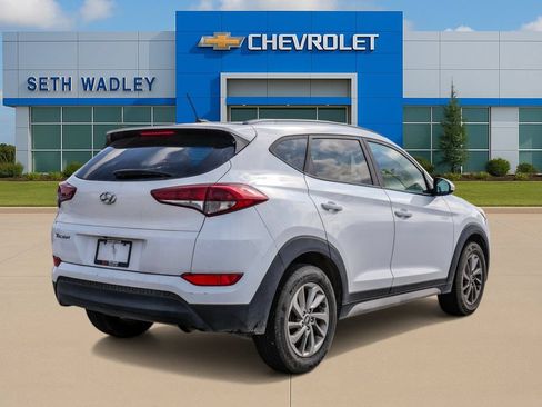 Used 2017 Hyundai Tucson SE FWD image 35
