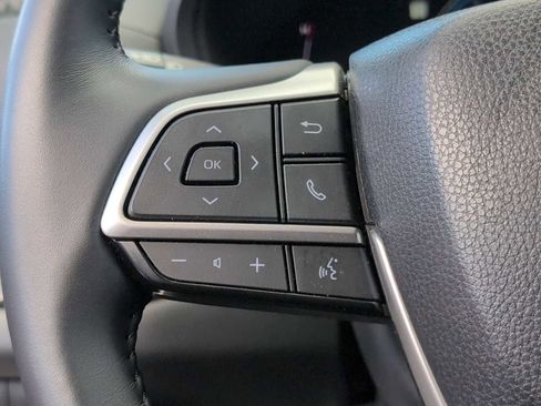 Used 2025 Toyota Grand Highlander FWD image 23