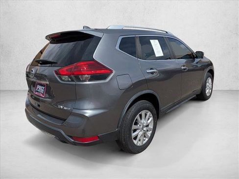 Used 2017 Nissan Rogue SV w/ SV Premium Package AWD/4WD image 5