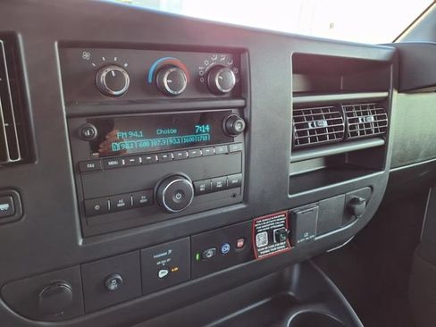 New 2025 Chevrolet Express 3500 w/ Power Convenience Package RWD image 18