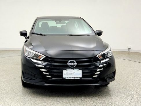 Used 2024 Nissan Versa SV FWD image 2