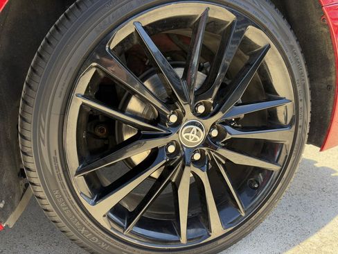 Used 2021 Toyota Camry XSE w/ Navigation Package image 11