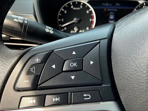 Certified 2023 Nissan Altima 2.5 SV AWD/4WD image 11