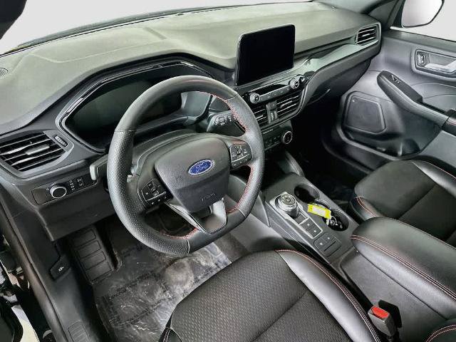 Certified 2025 Ford Escape ST-Line FWD image 2