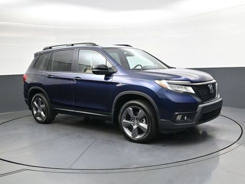 Used 2019 Honda Passport Touring image 2