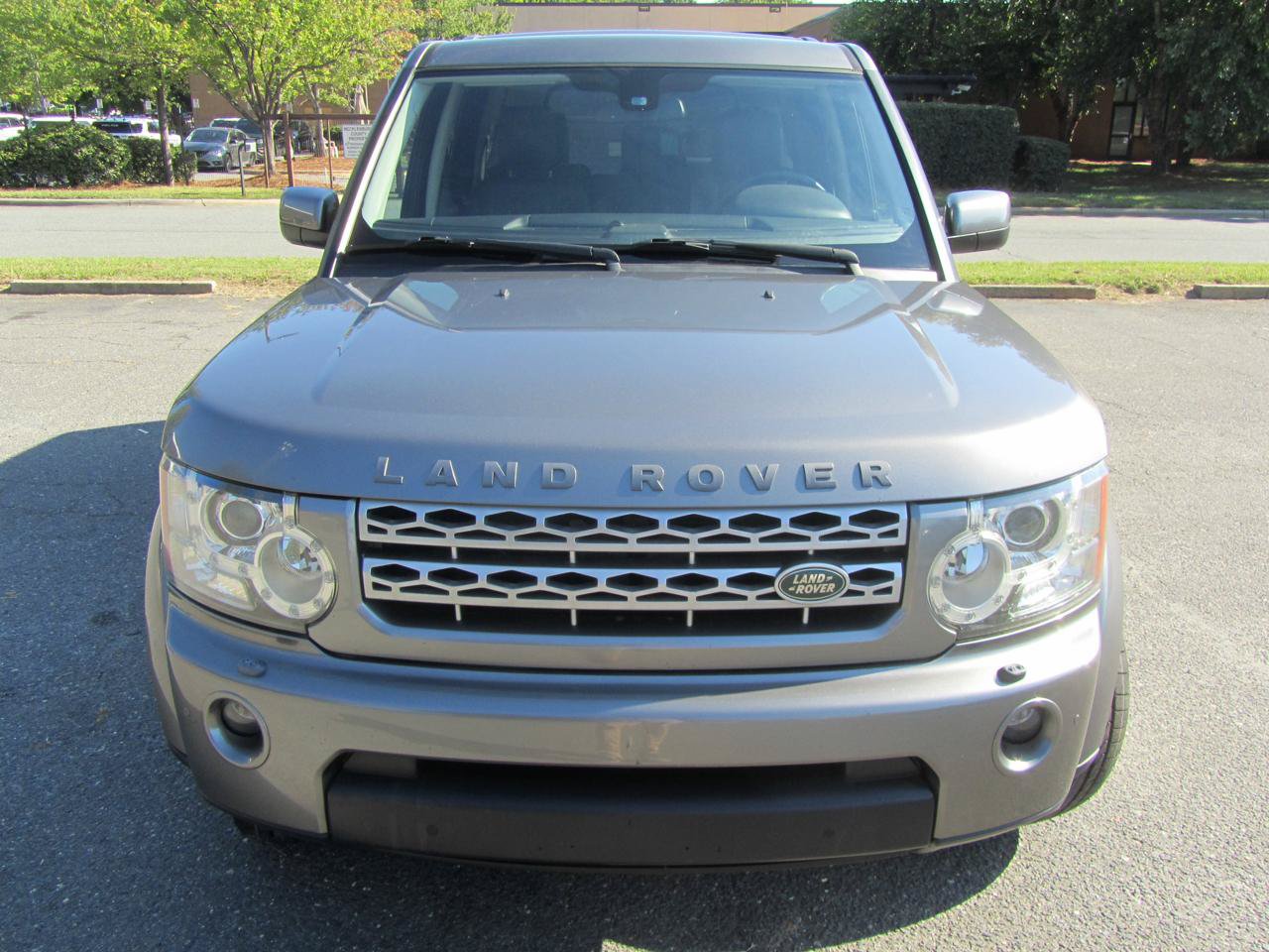 Used 2011 Land Rover LR4 HSE LUX AWD/4WD image 5