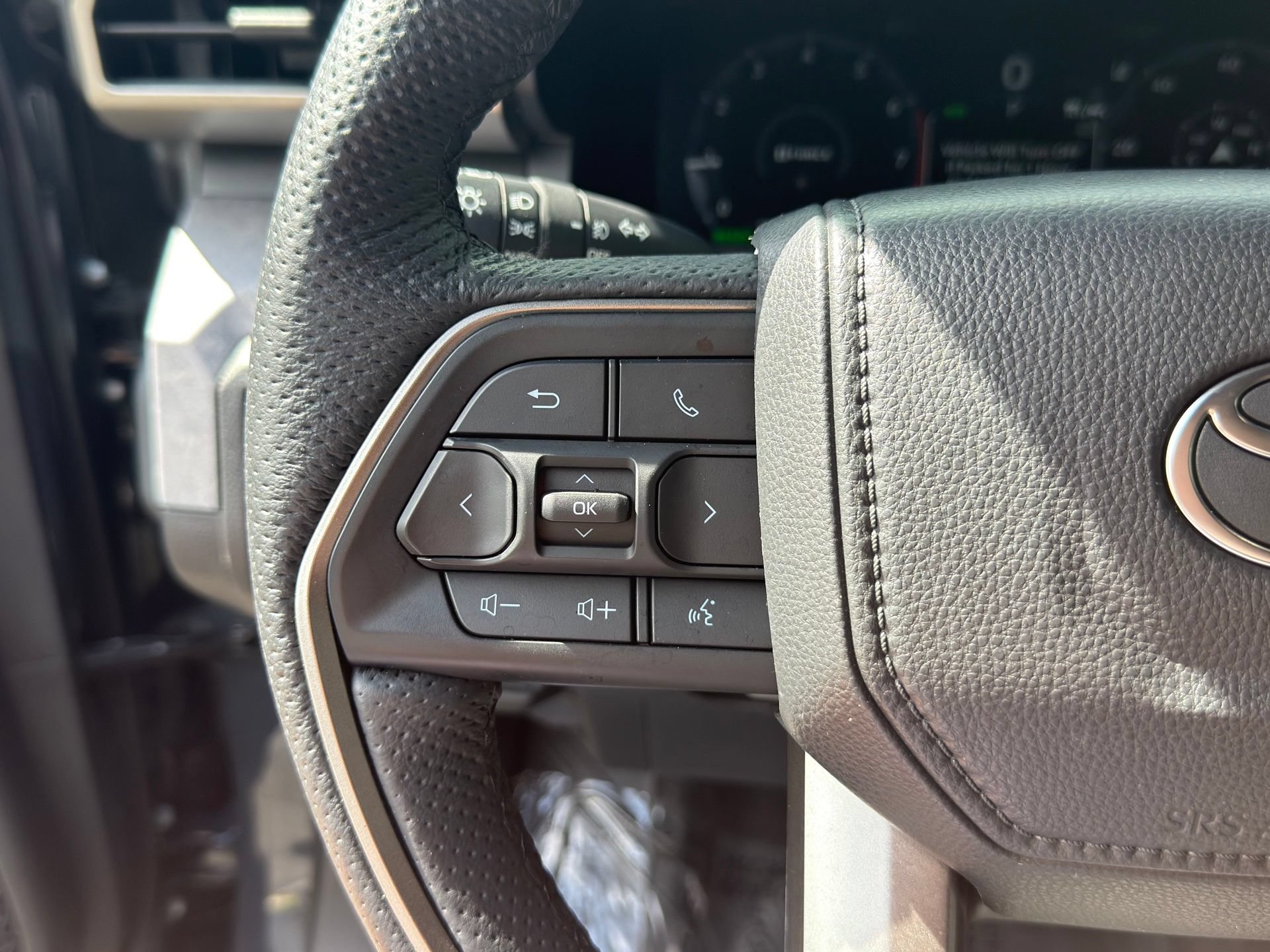 Used 2025 Toyota Tacoma 4x4 Double Cab Hybrid image 23