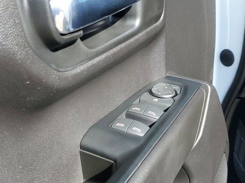 Used 2023 Chevrolet Silverado 1500 Custom image 19