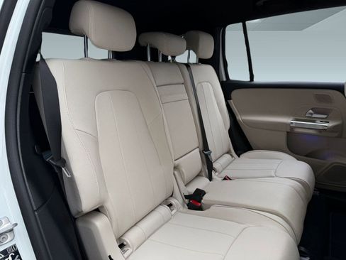 New 2026 Mercedes-Benz GLB 250 image 24