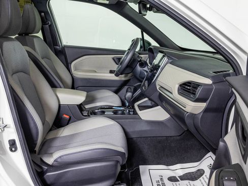 Used 2026 Subaru Forester Premium AWD/4WD image 46