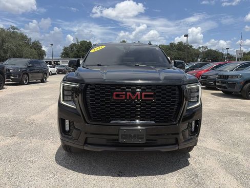 Used 2021 GMC Yukon XL Denali AWD/4WD image 10